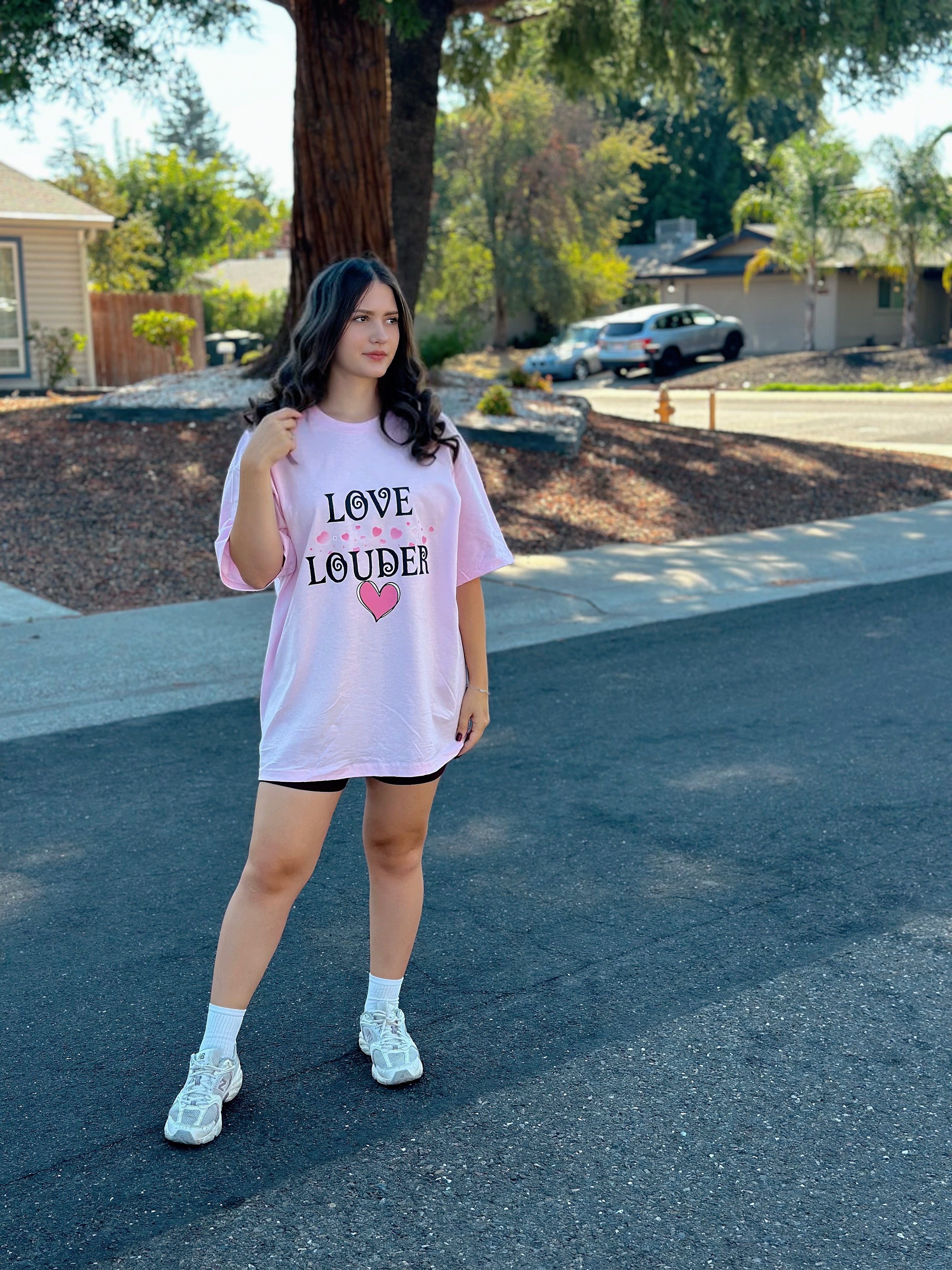 Women’s Oversized T-Shirt – Love Louder 💖