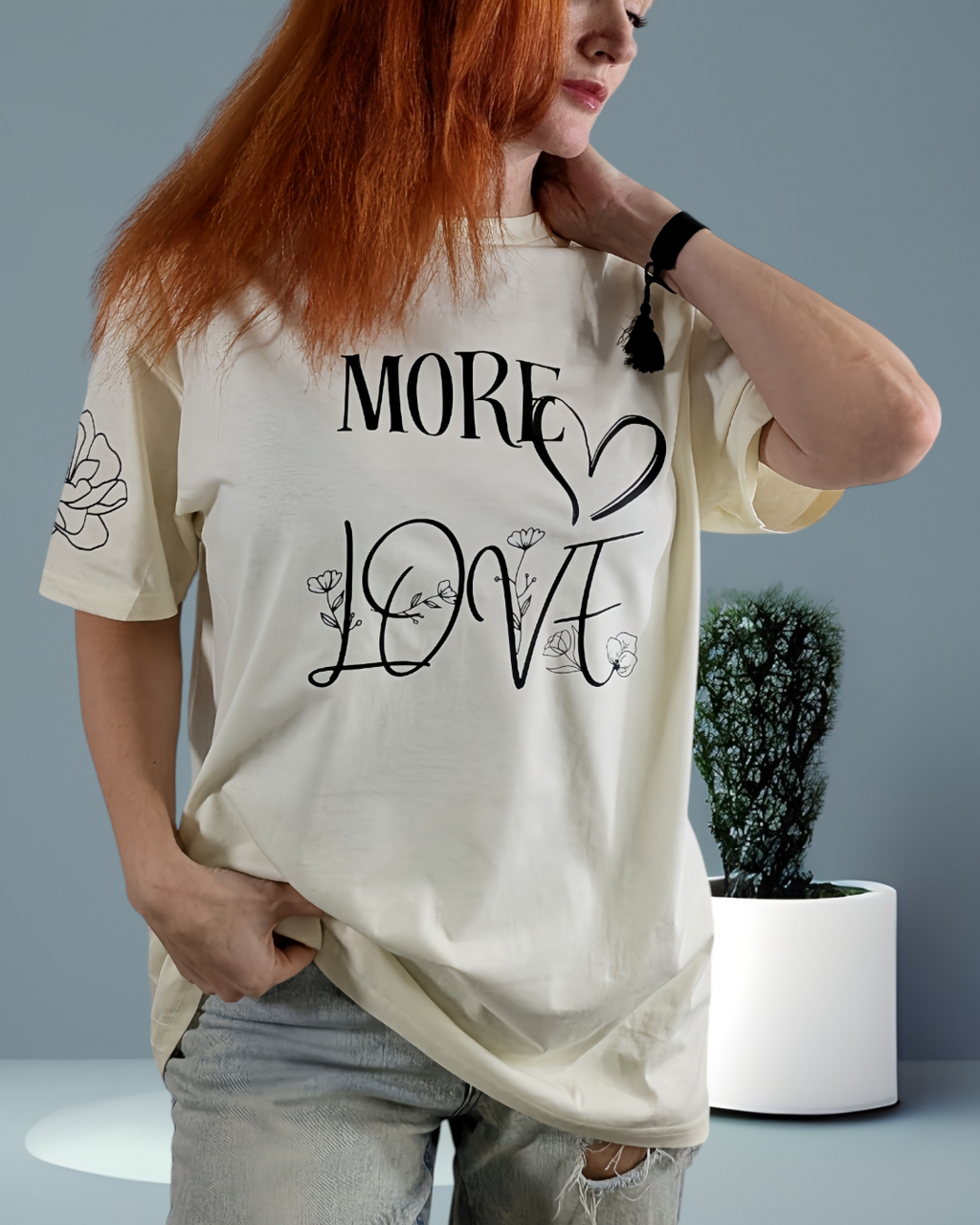 Oversized T-Shirt – “More Love”