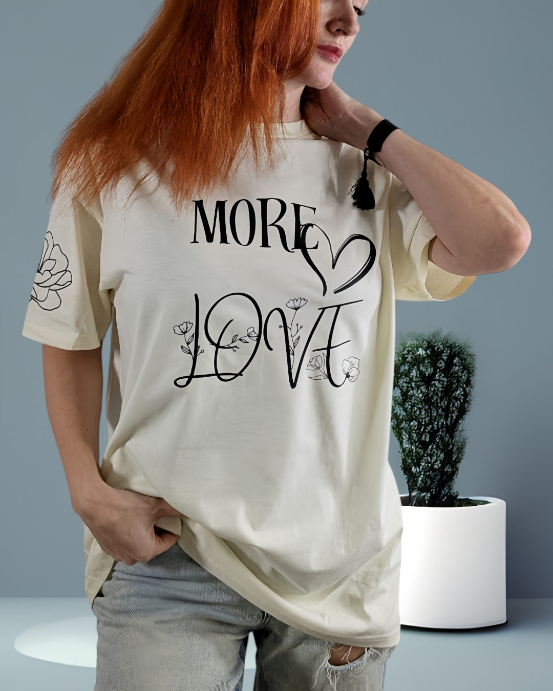 Oversized T-Shirt – “More Love”