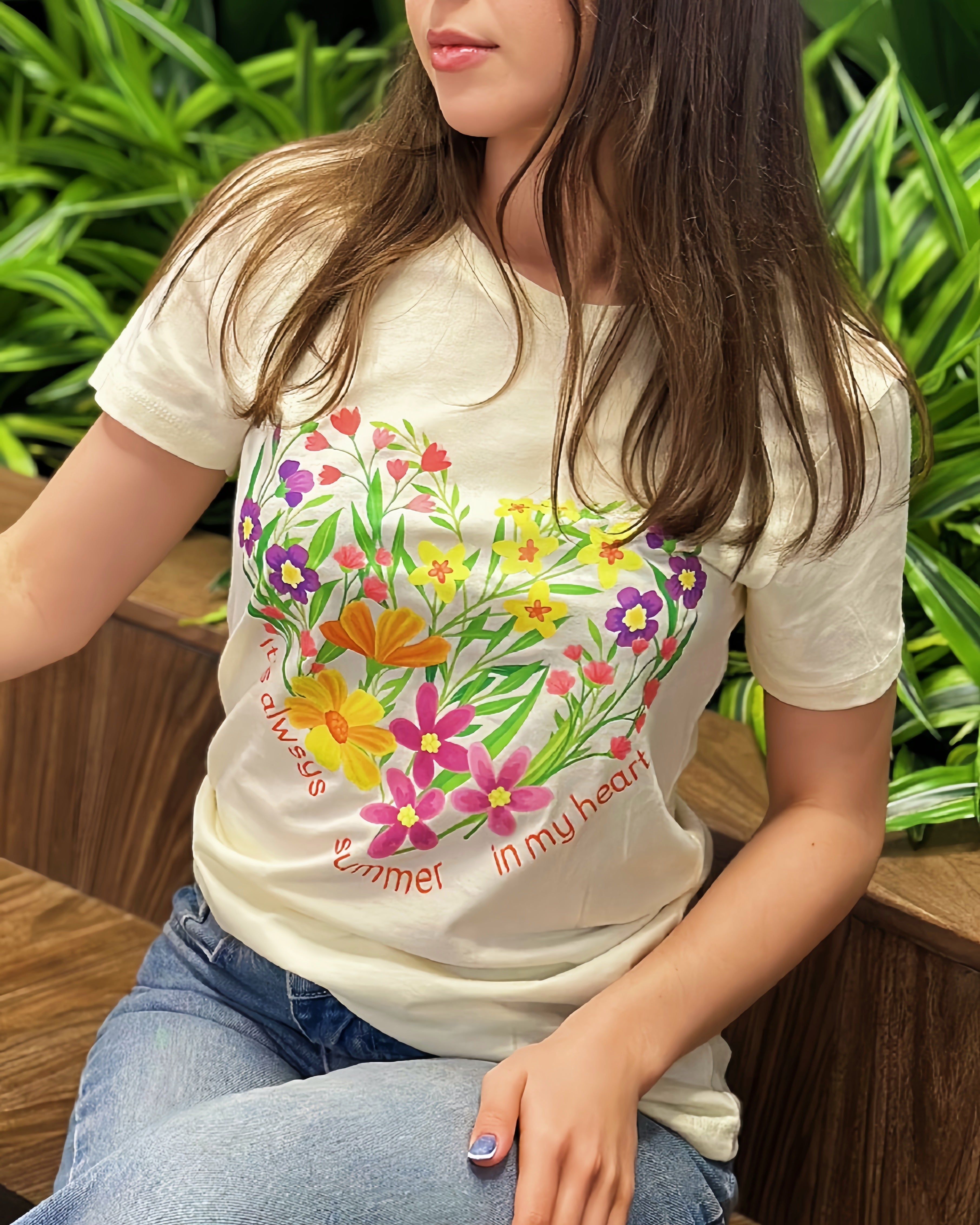 It's Always Summer in My Heart - Women's Inspirational Quote T-Shirt