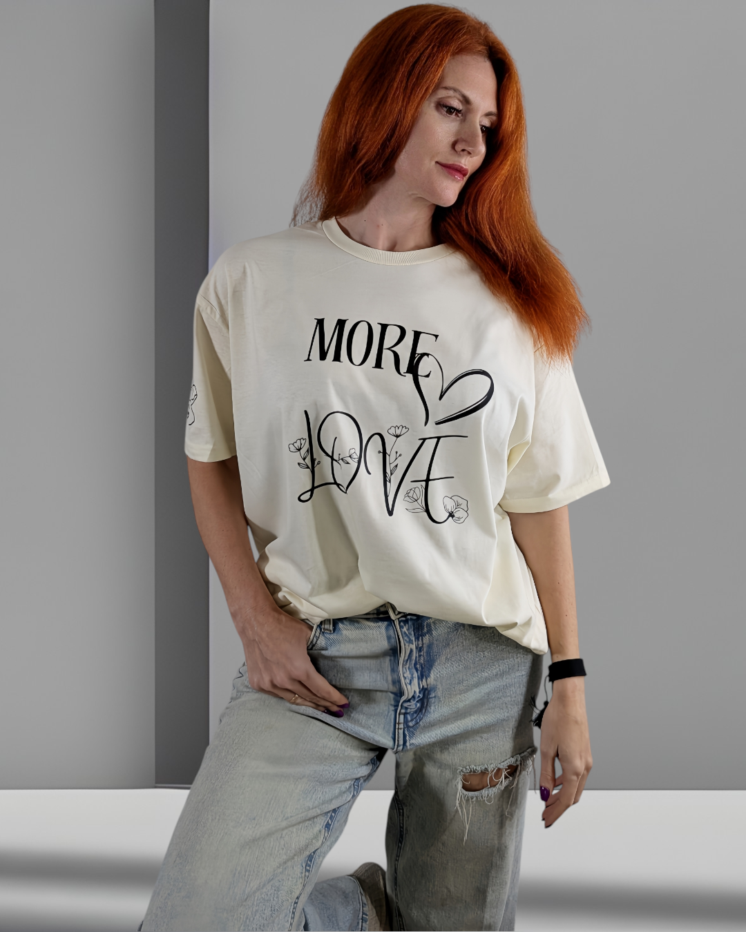 Oversized T-Shirt – “More Love”